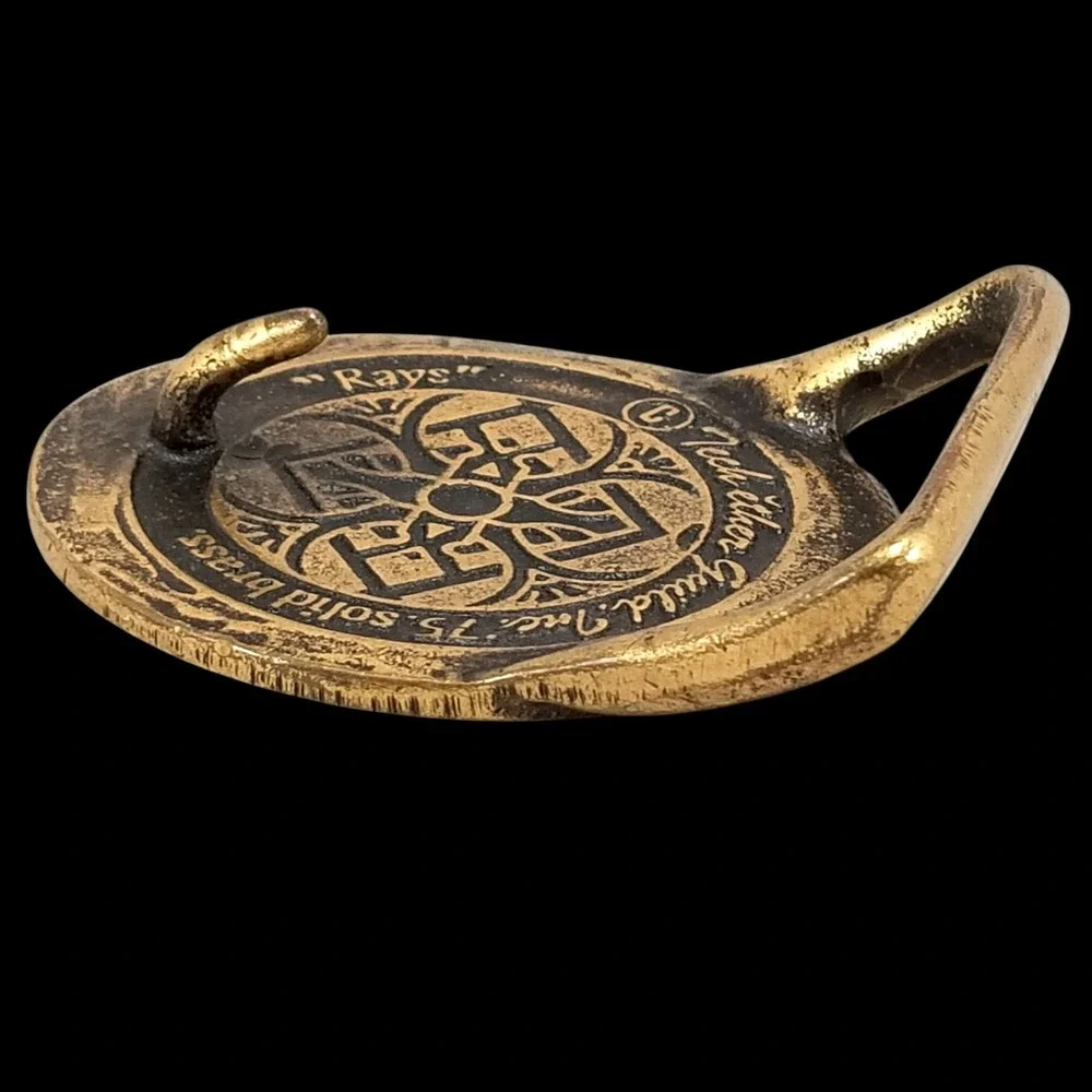 1975 Tech Ether Guild Inc Rays Solid‎ Brass Belt Buckle Quaternary Celtic Knot